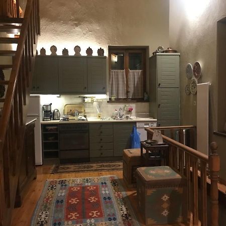 House In Delphi Villa Bagian luar foto